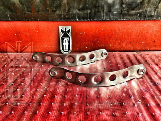 Dimpled aluminum pull straps